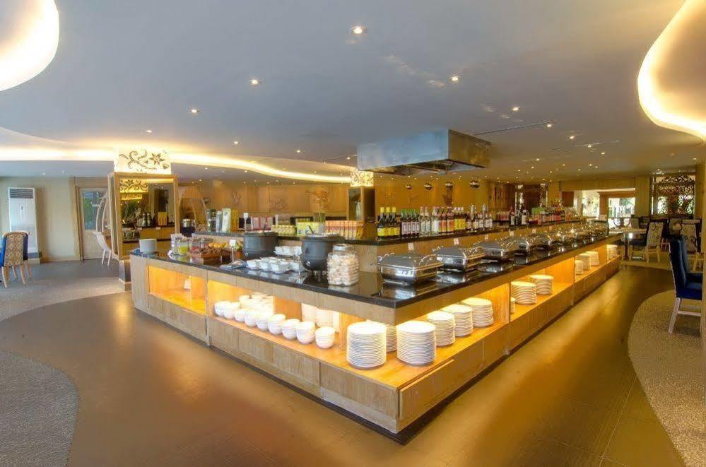 The Sunan Hotel Surakarta (Solo)